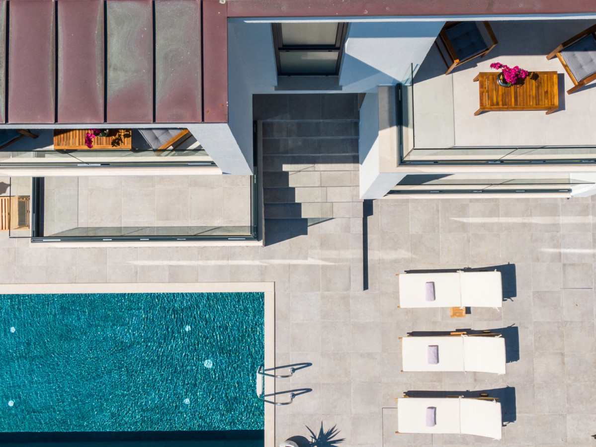 Villa White House