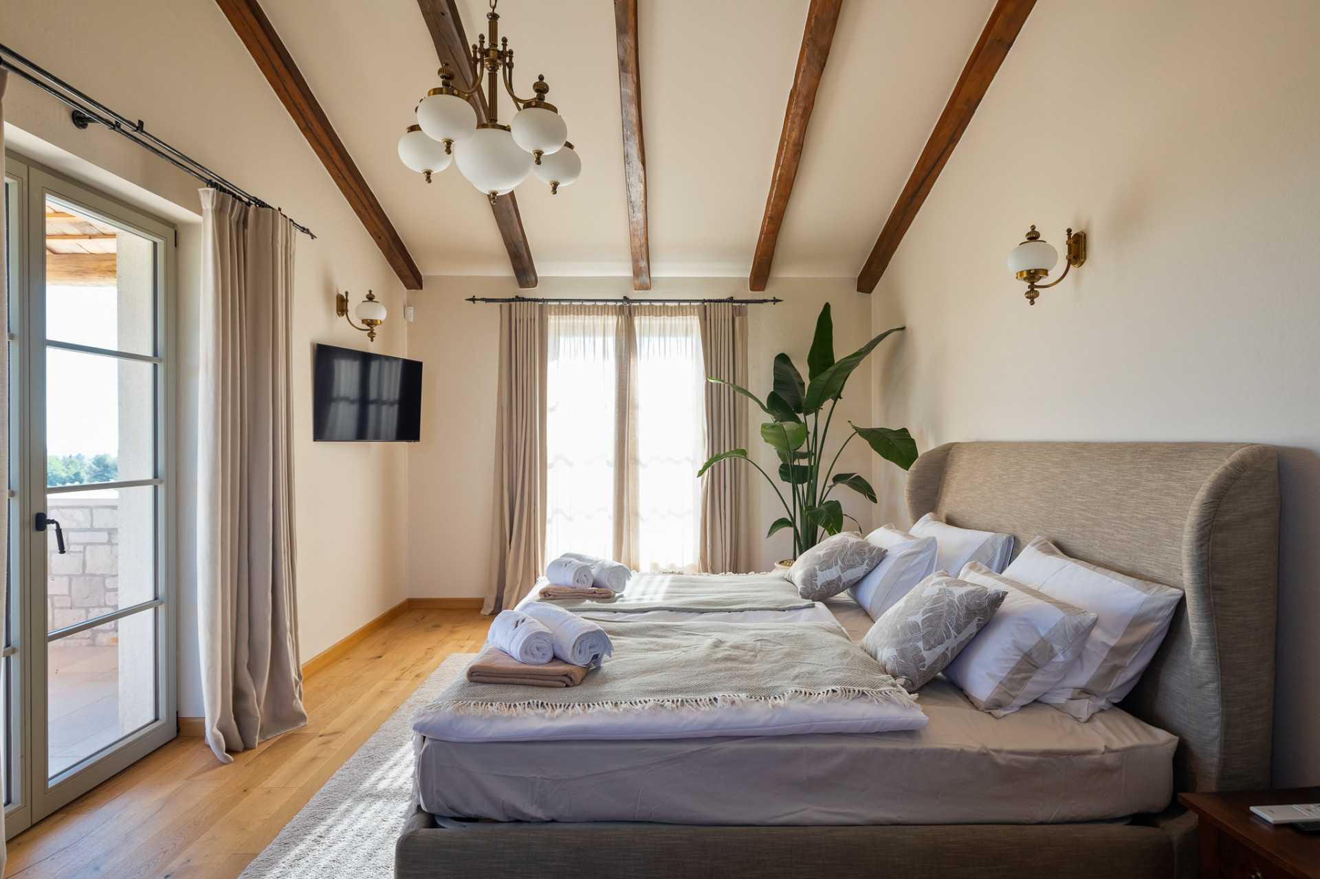 Villa Olive View