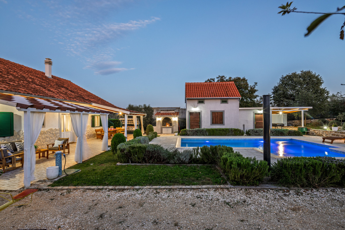 Villa Mirkov San