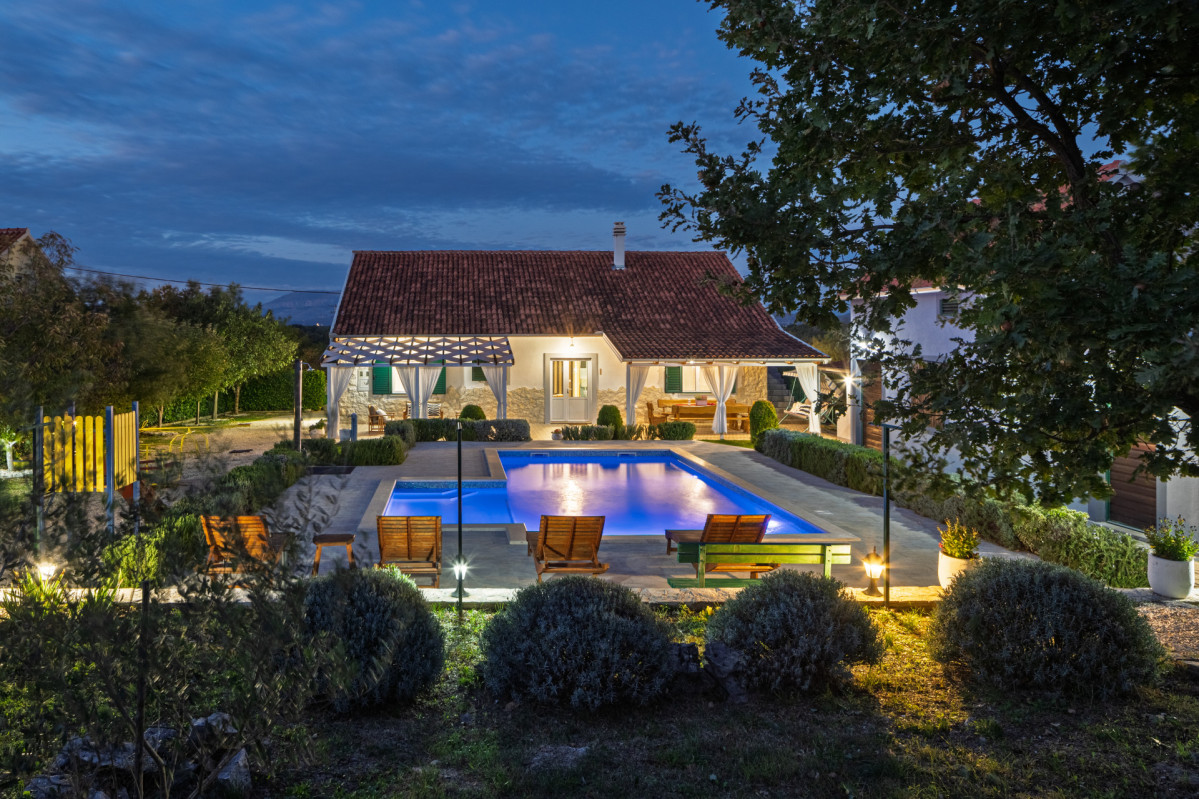 Villa Mirkov San