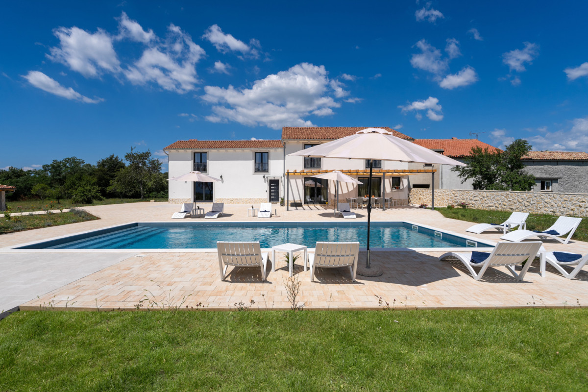 Villa Roti