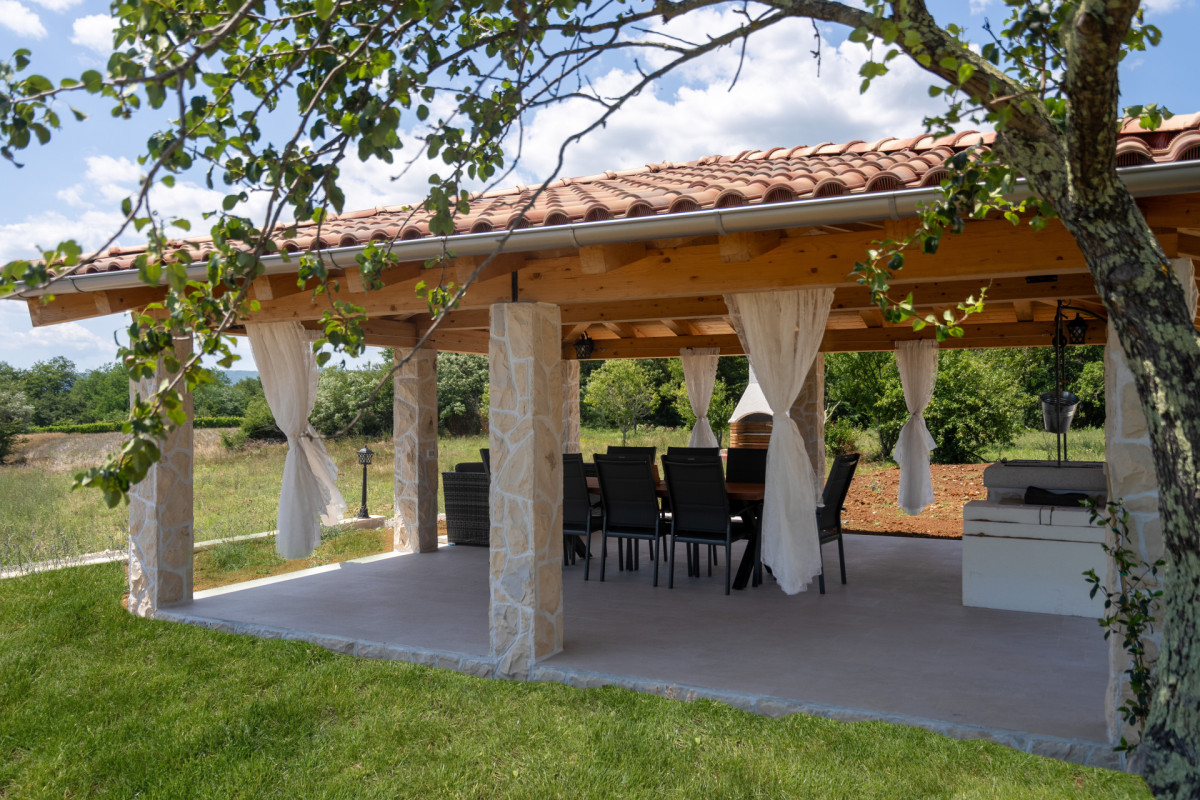 Villa Roti