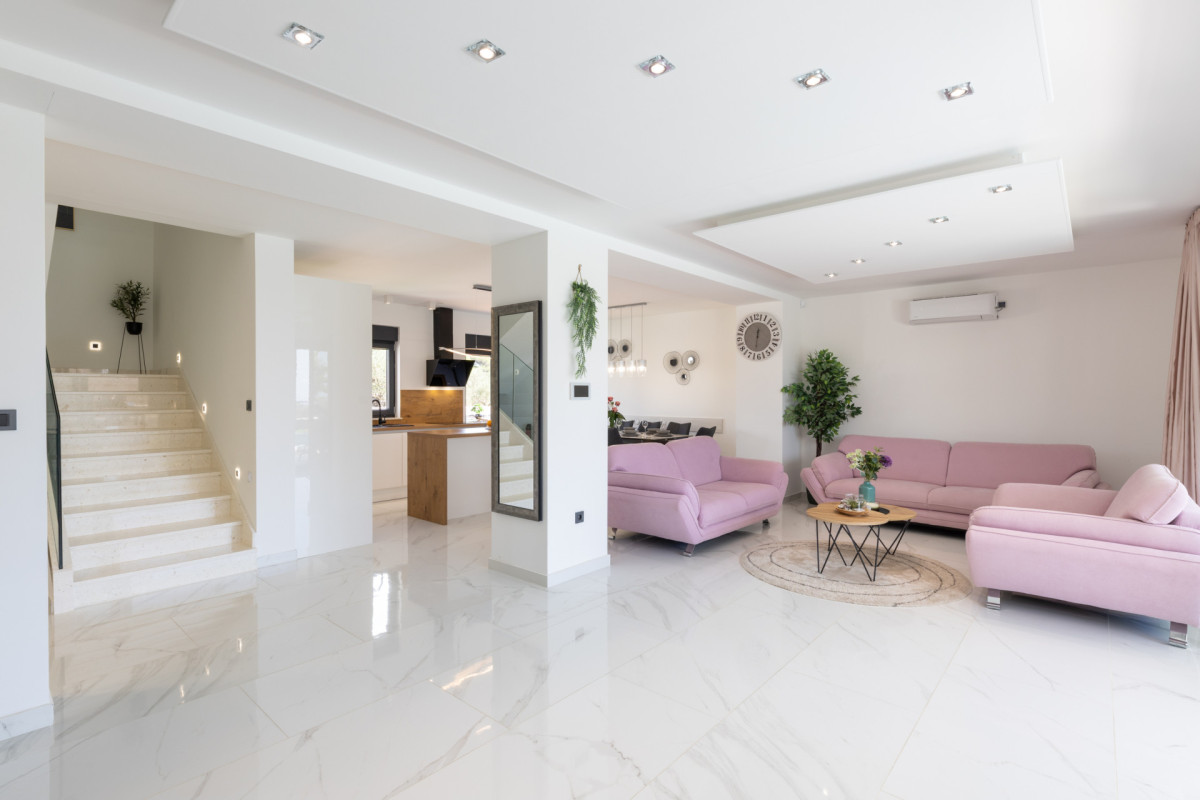 Villa Golden Shine