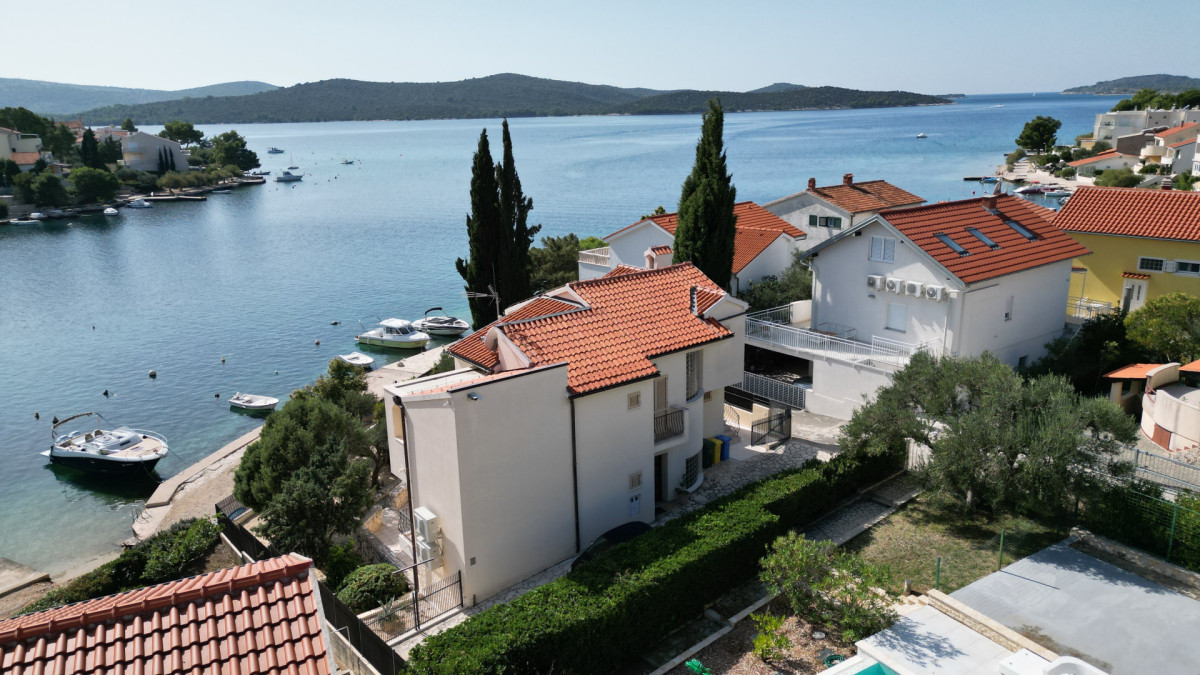 Villa Divna