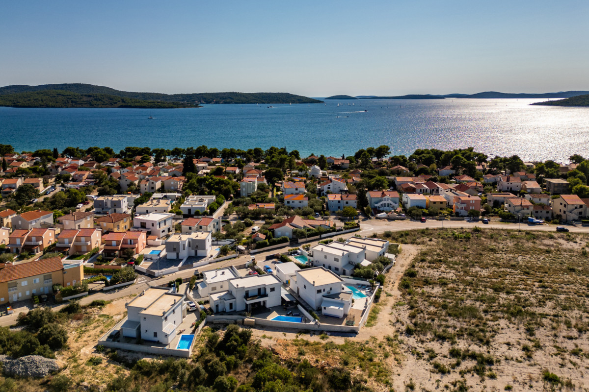 Villa Mirakul