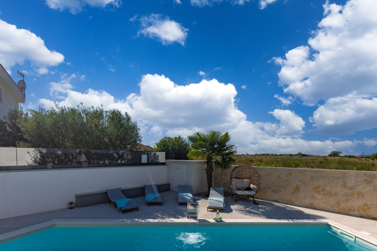 Villa Mirakul