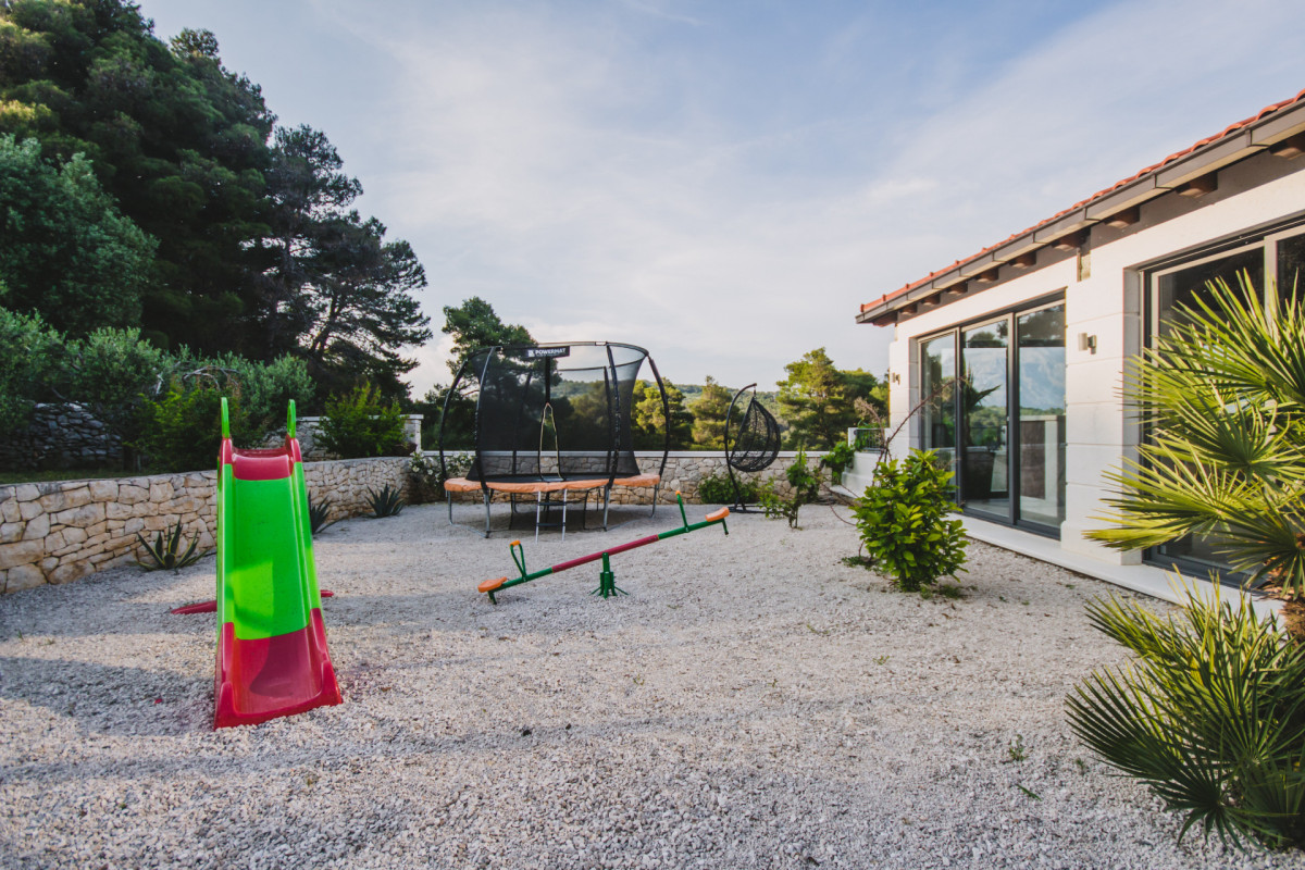 Villa Diamond Island