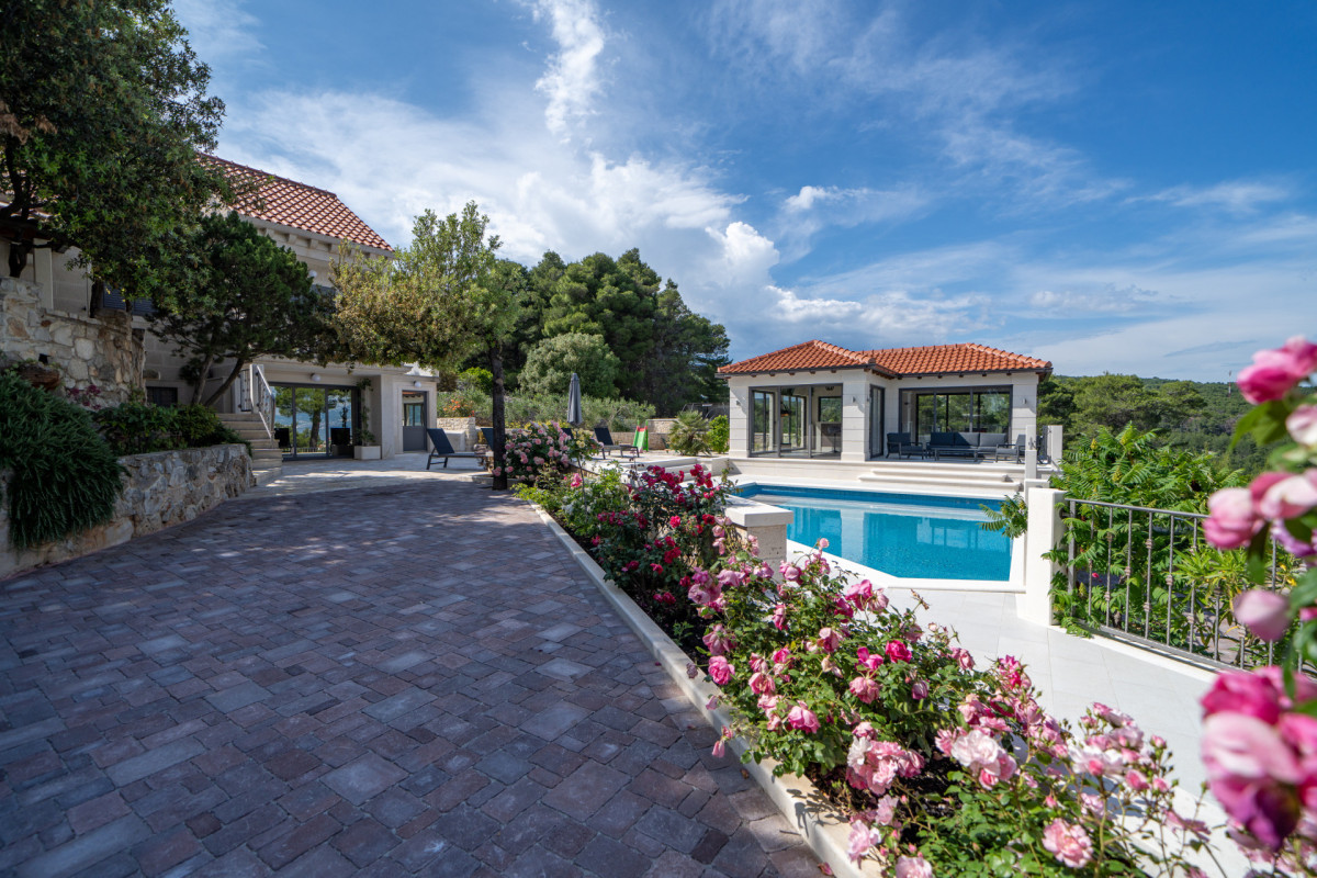 Villa Diamond Island