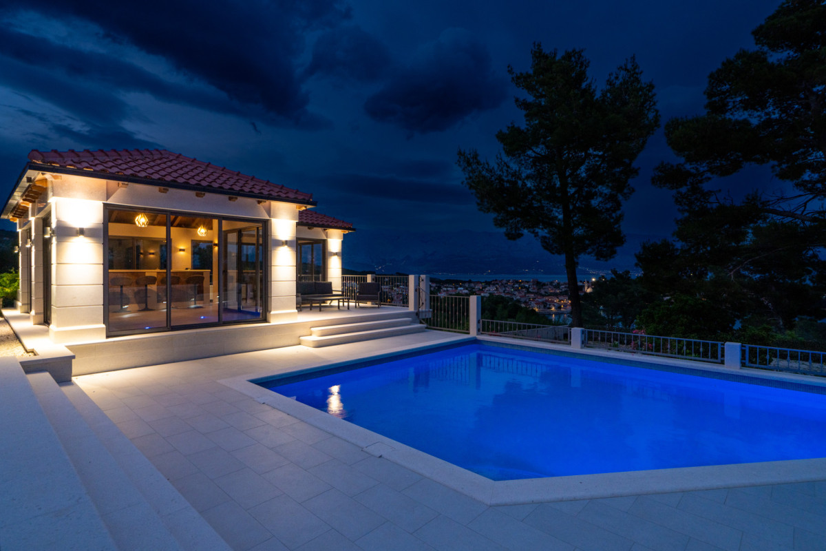 Villa Diamond Island