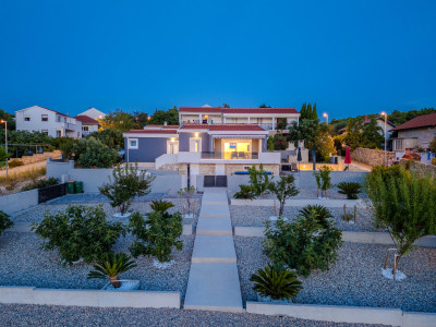Villa Novigrad