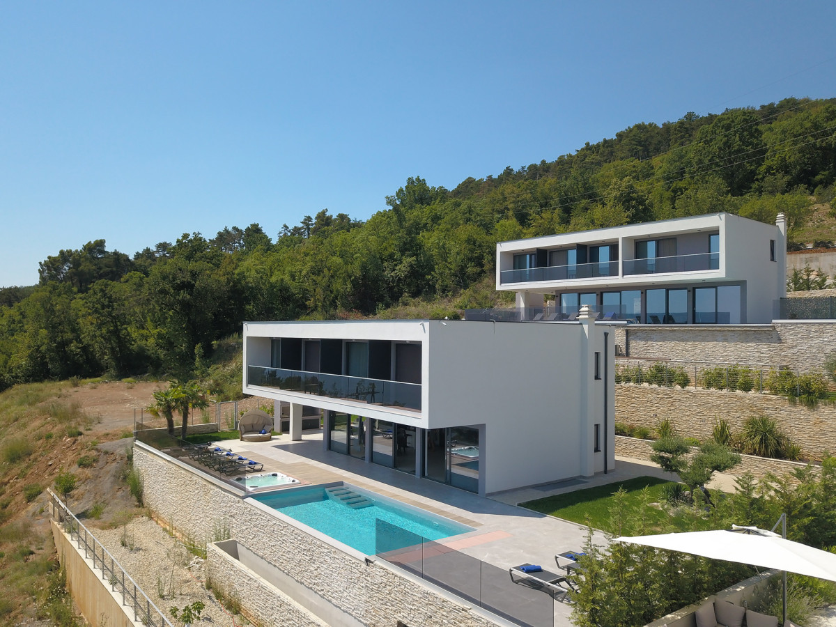 Noble Villa Nika