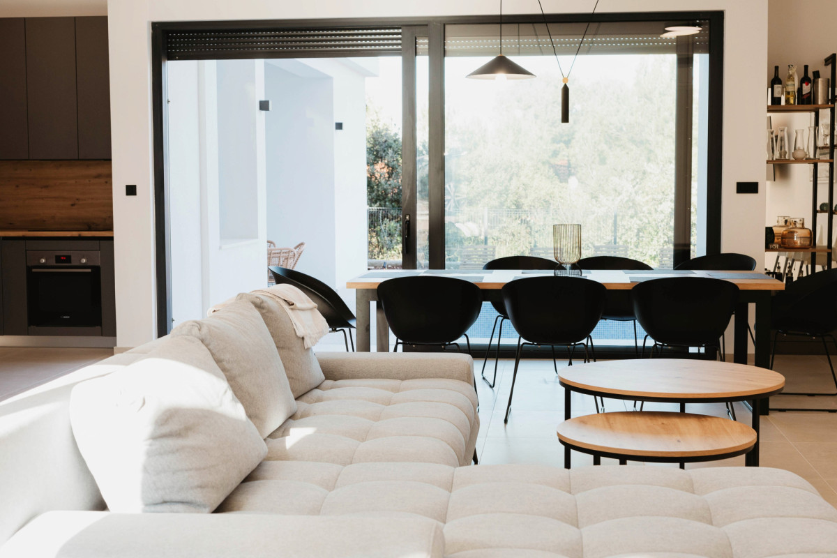 Villa White