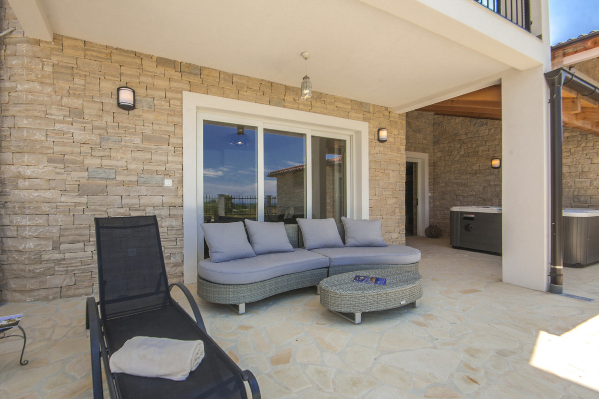 Villa LuVe