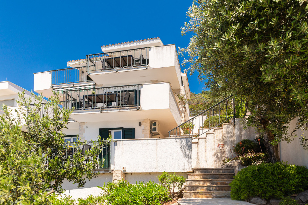 Villa Sine