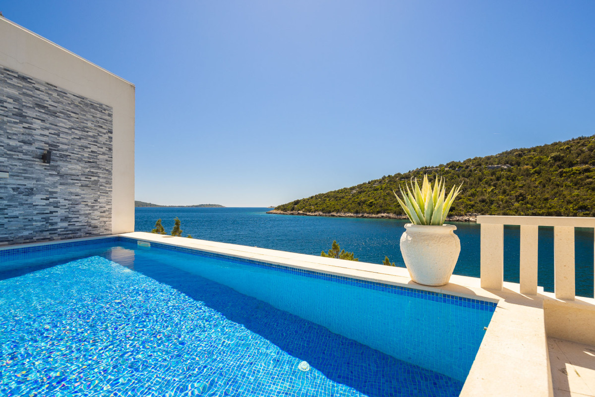 Villa Sine