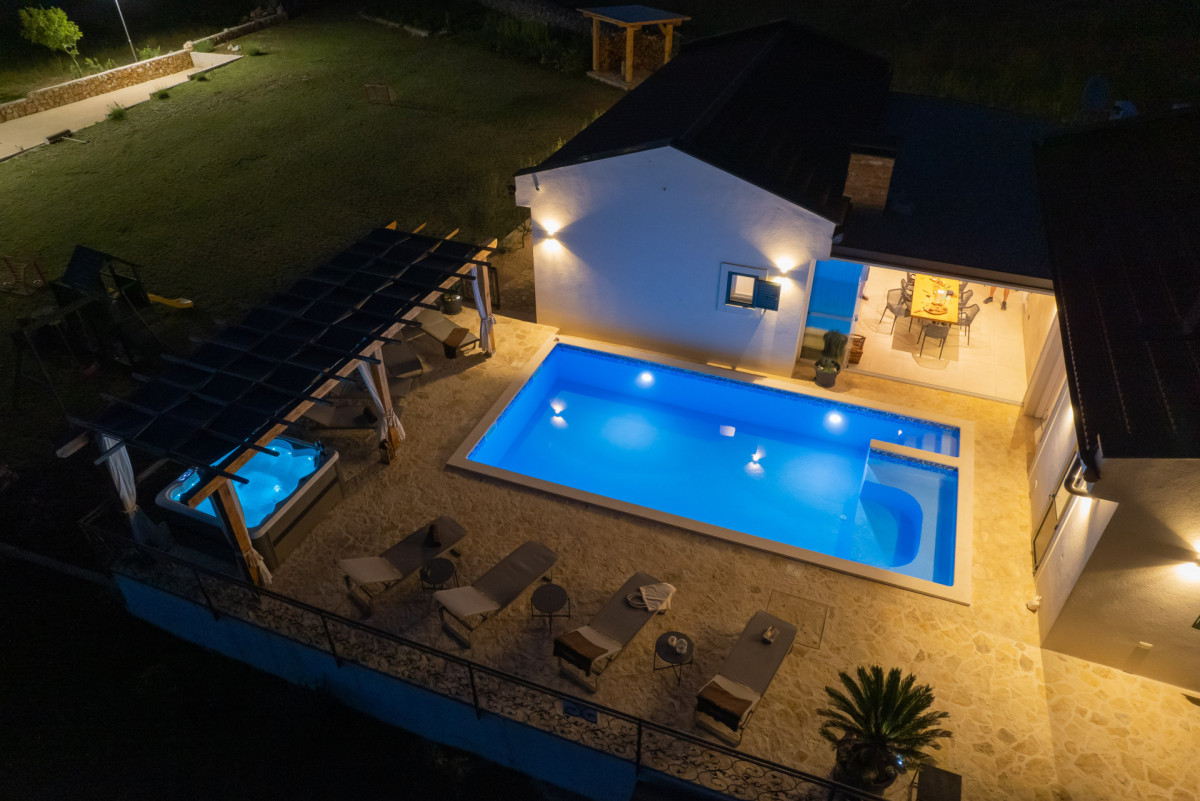 Villa Unika