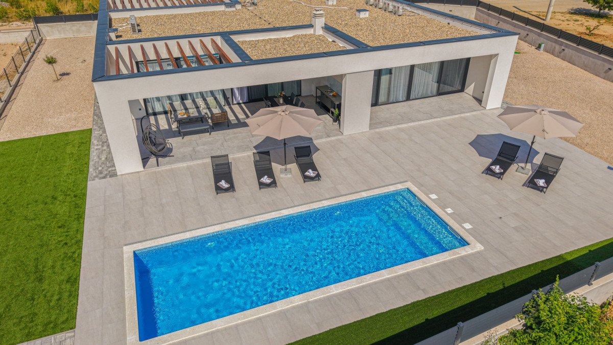 Villa PI25