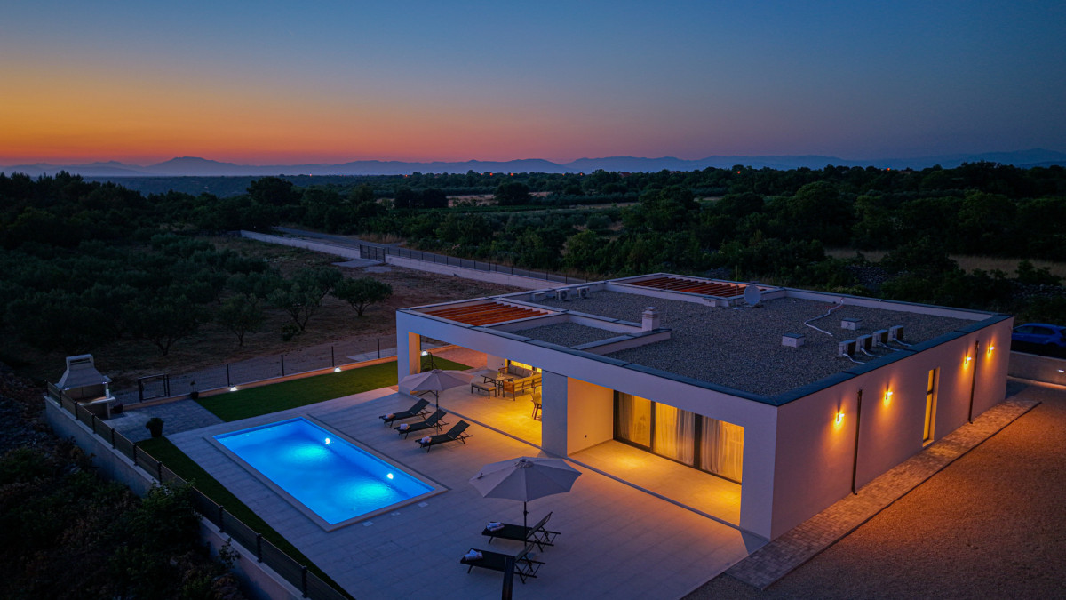 Villa PI25