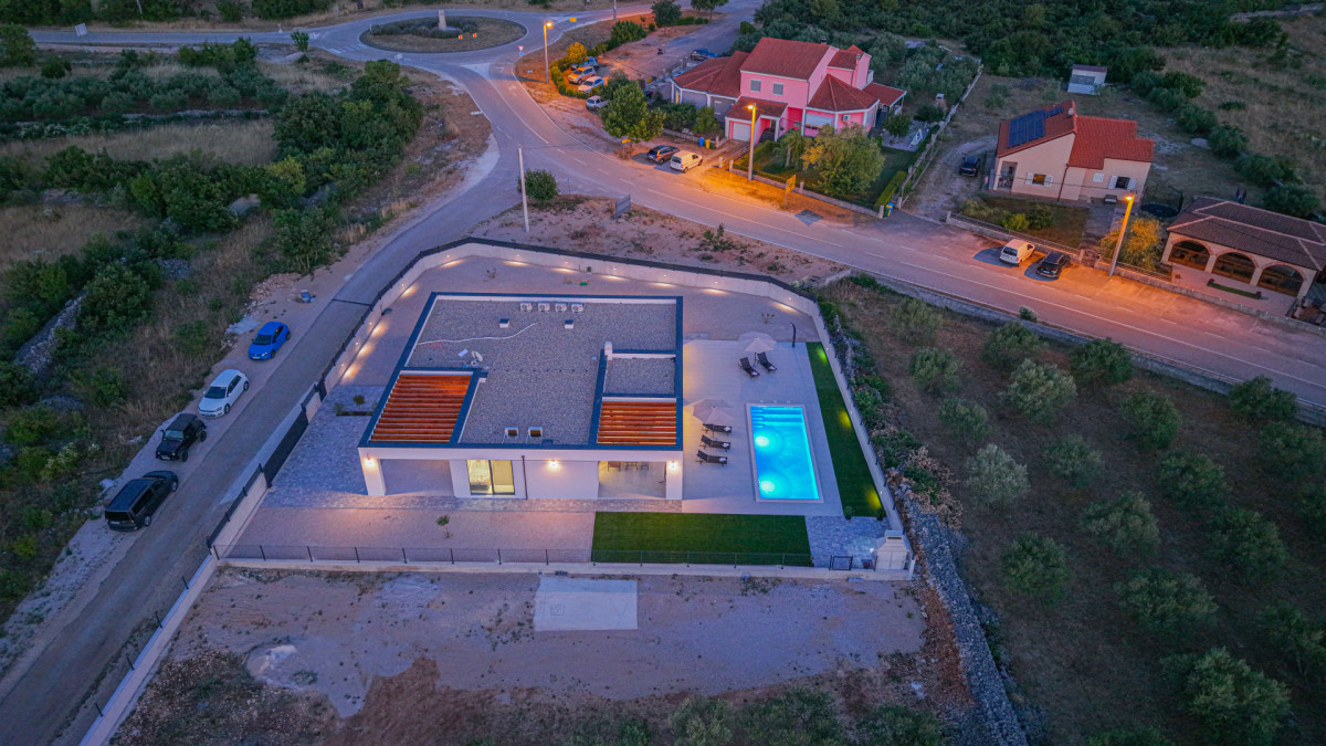 Villa PI25