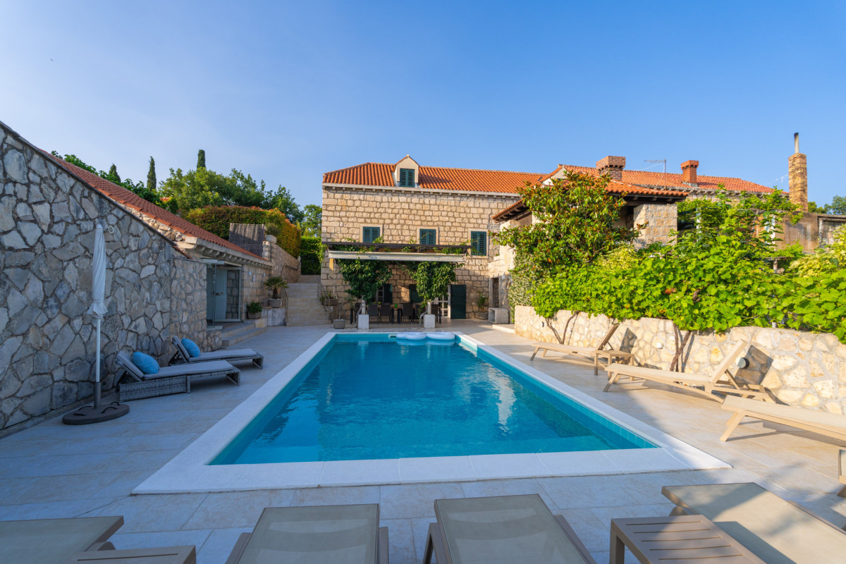 Villa Joe