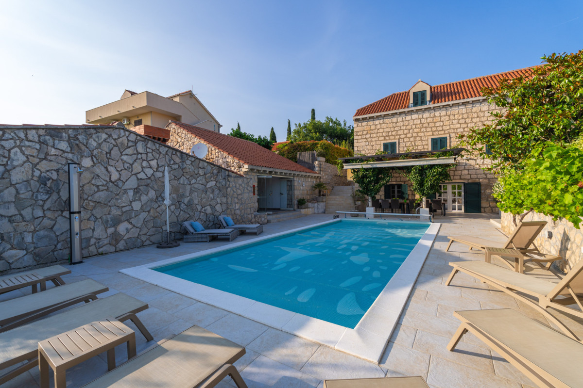 Villa Joe