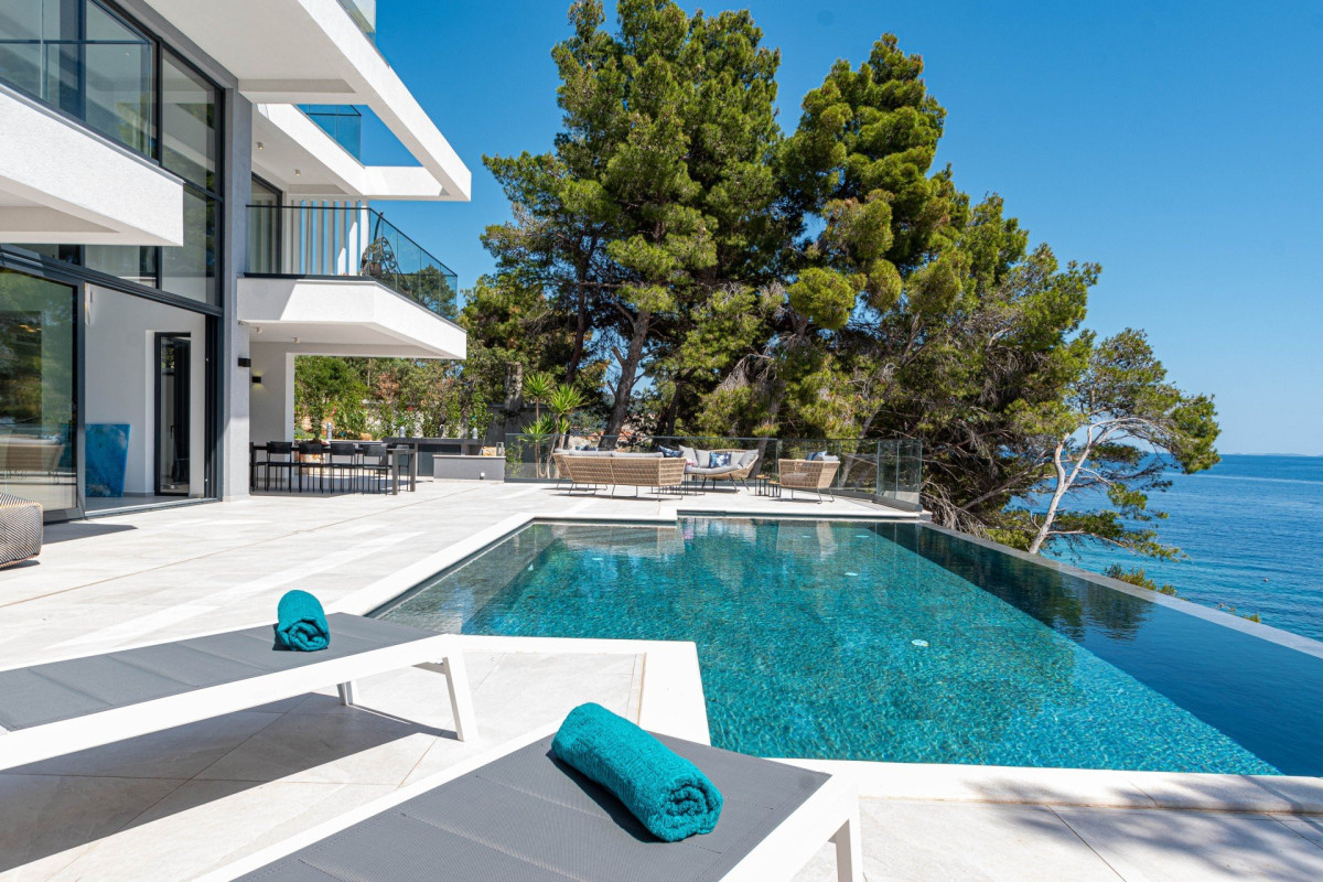 Beachfront Villa Sansarea on Korčula Island