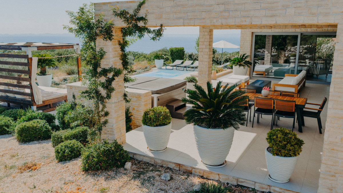 Villa Plant 4