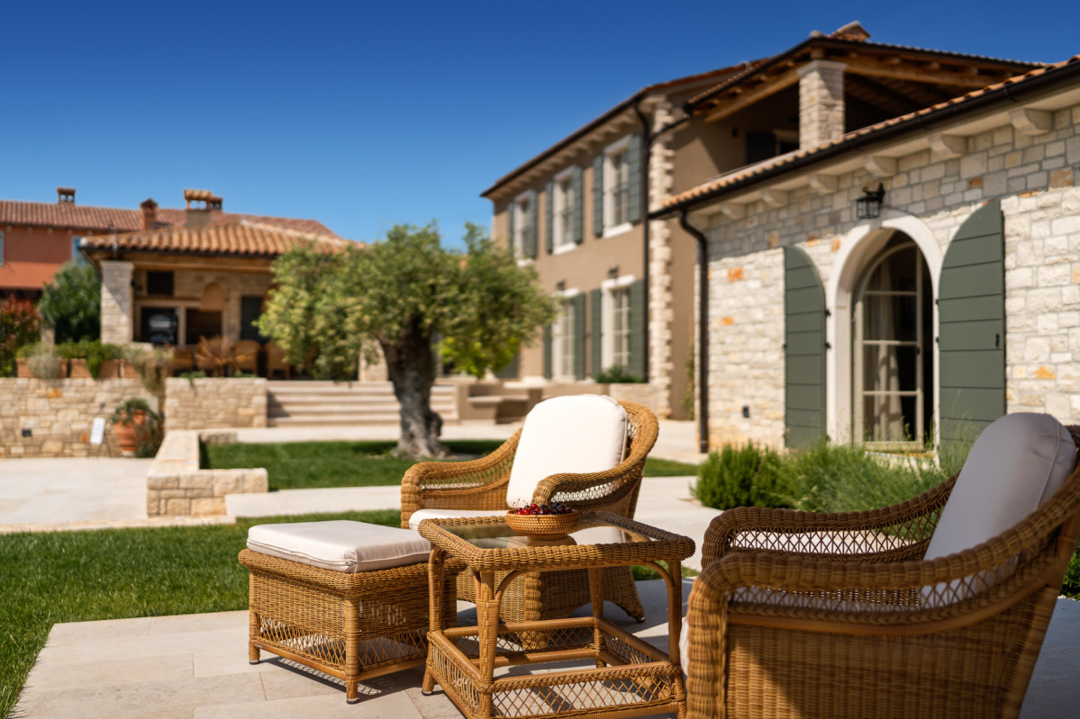 Villa Olive View