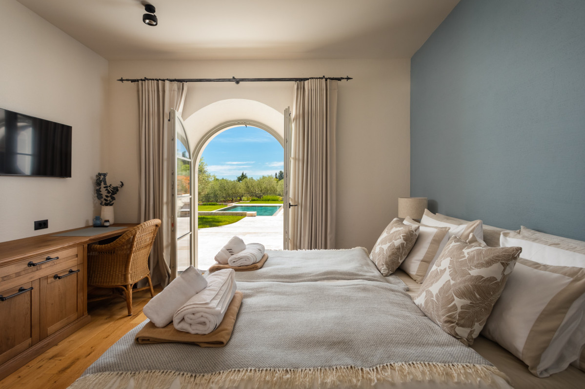 Villa Olive View