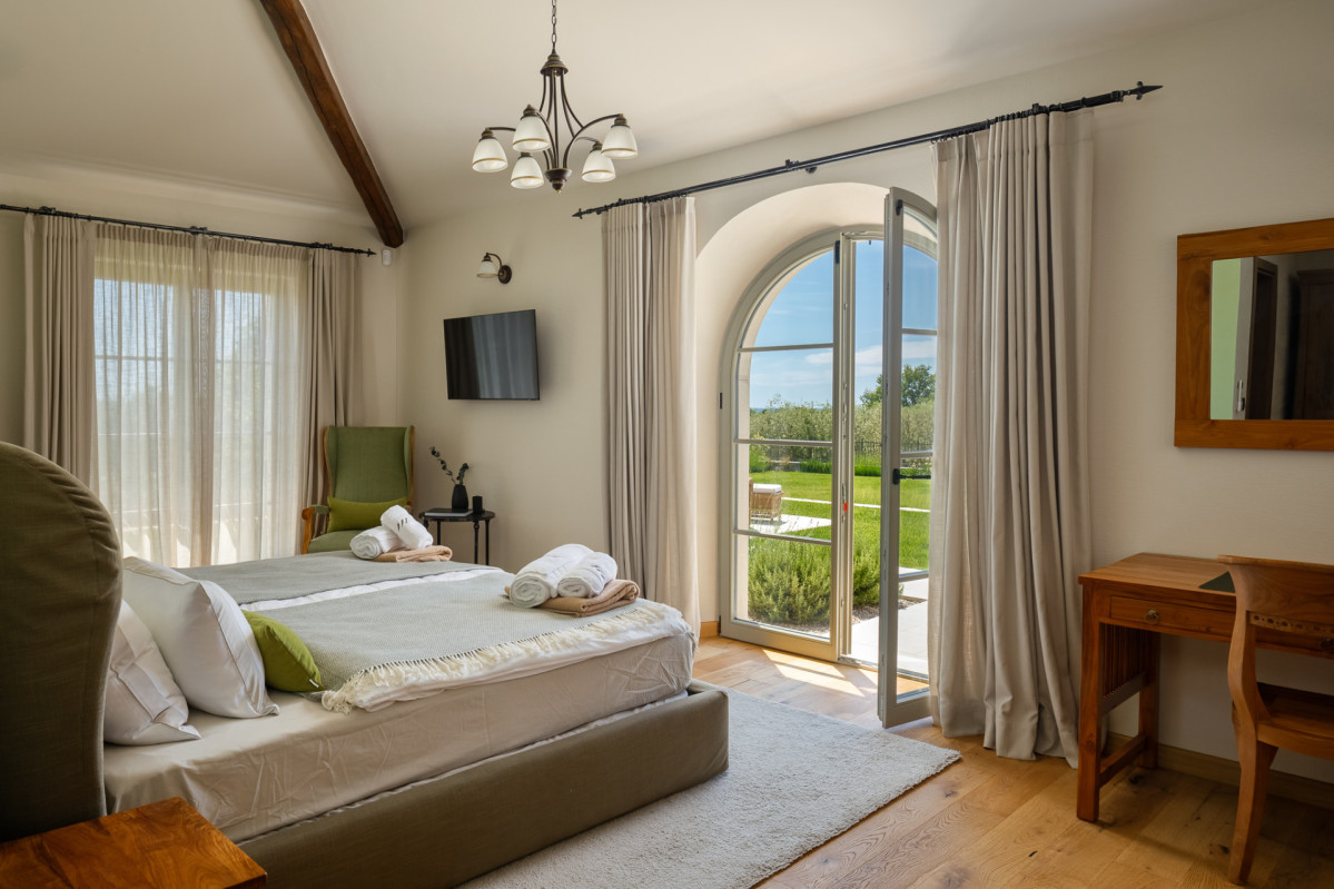 Villa Olive View