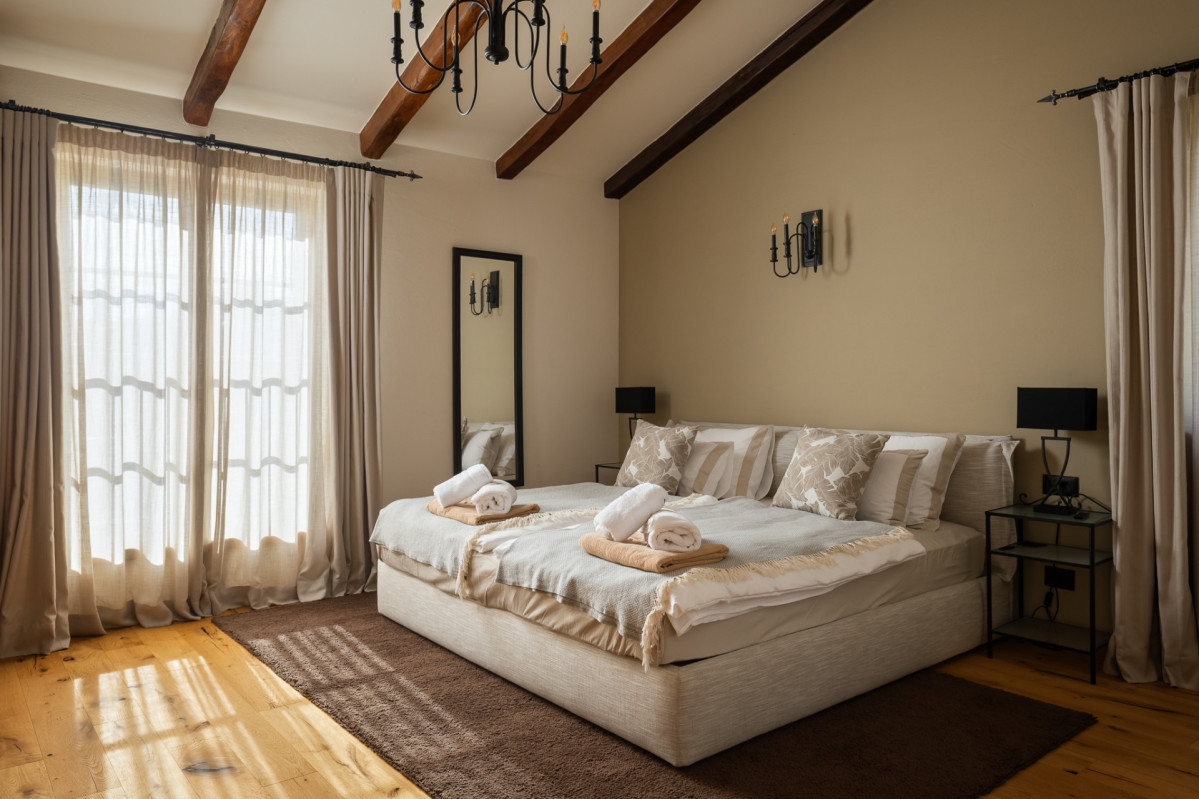 Villa Olive View