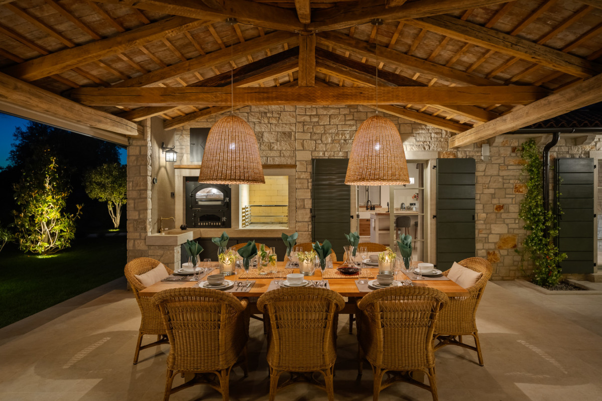 Villa Olive View