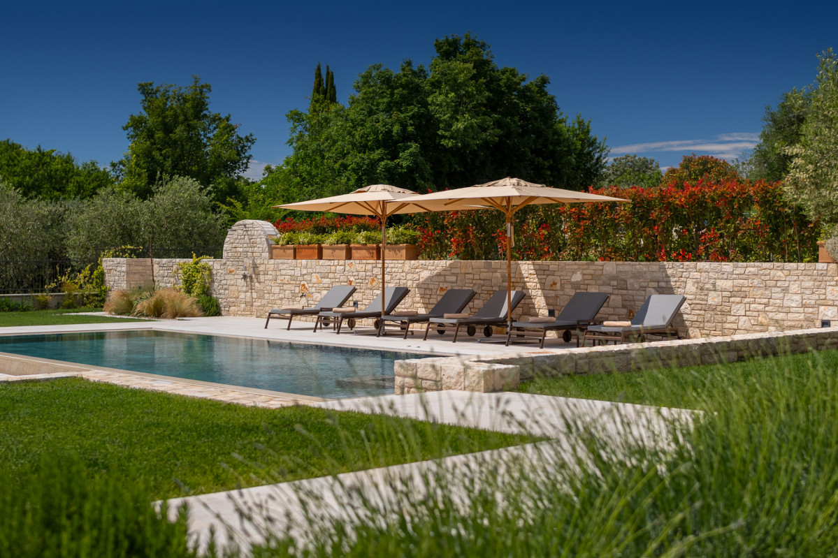 Villa Olive View