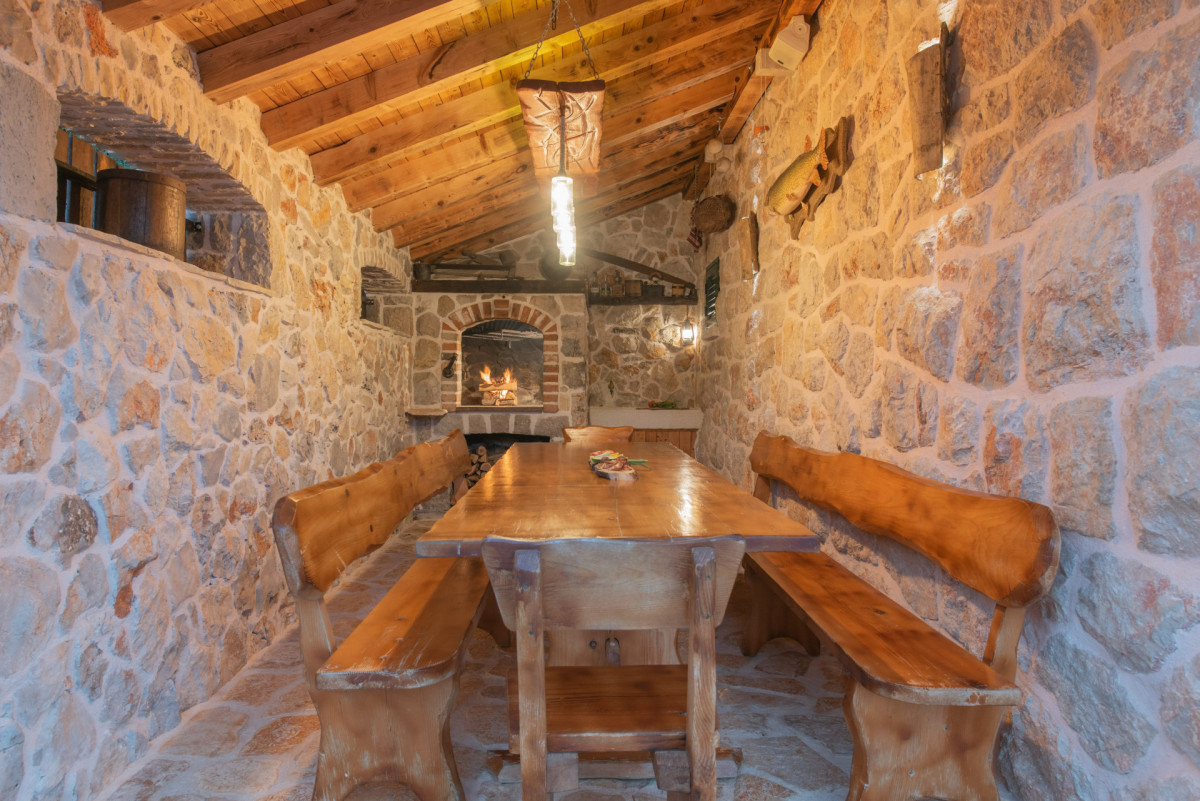 Villa Old House