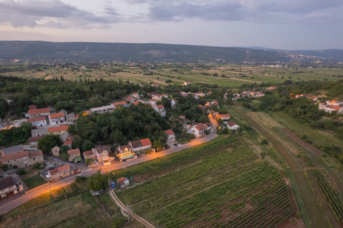 Villa Old House