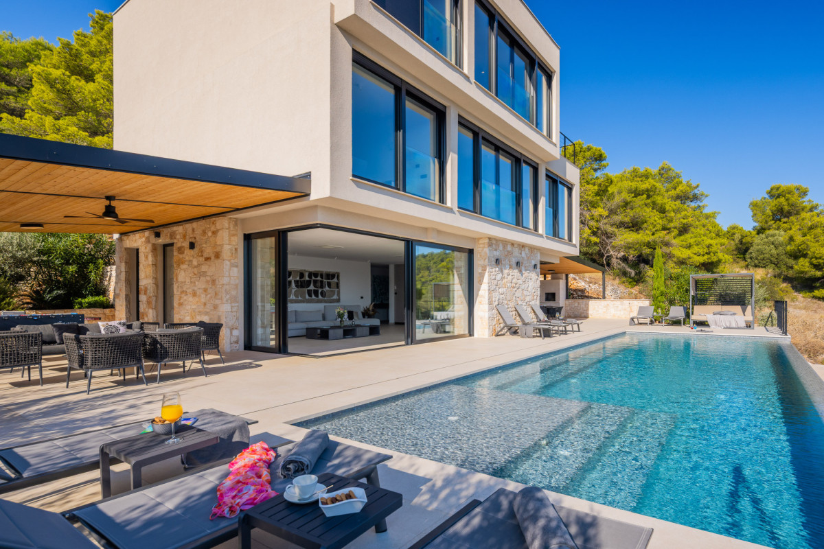 Villa Issa