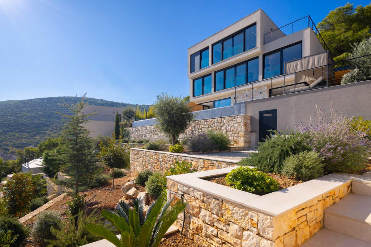 Villa Issa