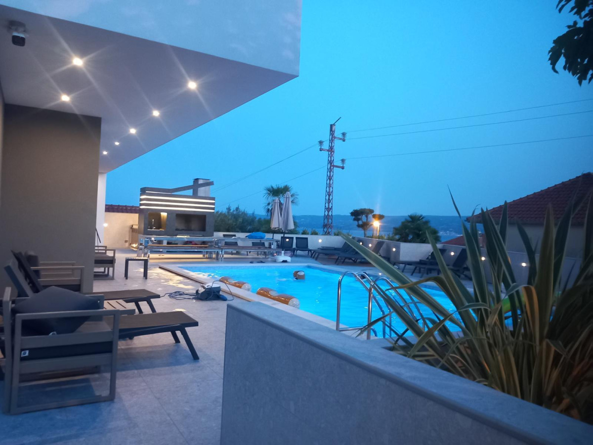 Villa Leona XXL