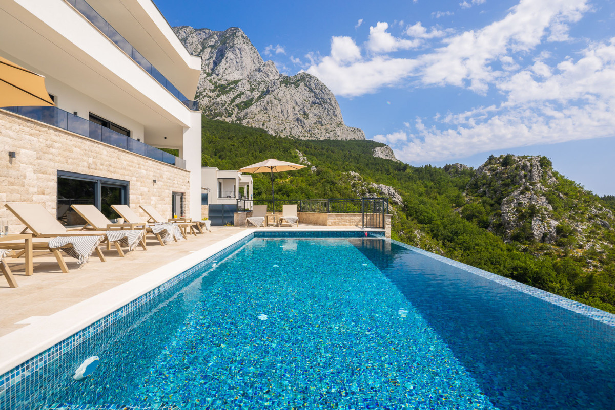 Villa Sarah Bast