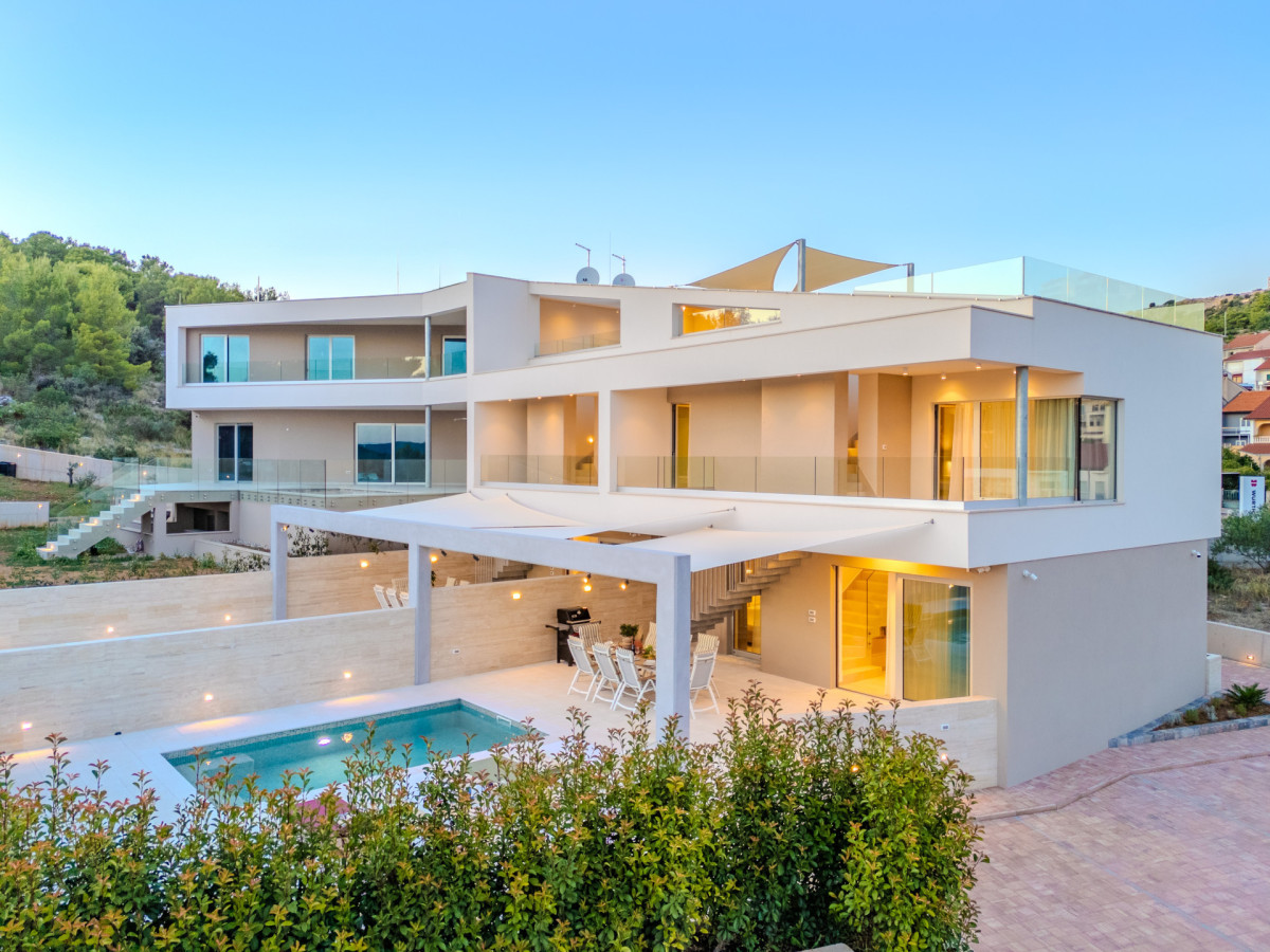 Villa Axia & Nexia