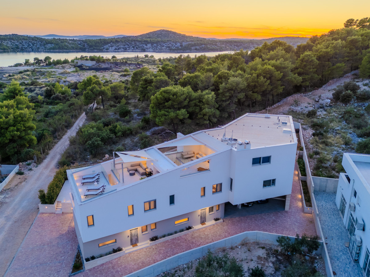 Villa Axia & Nexia