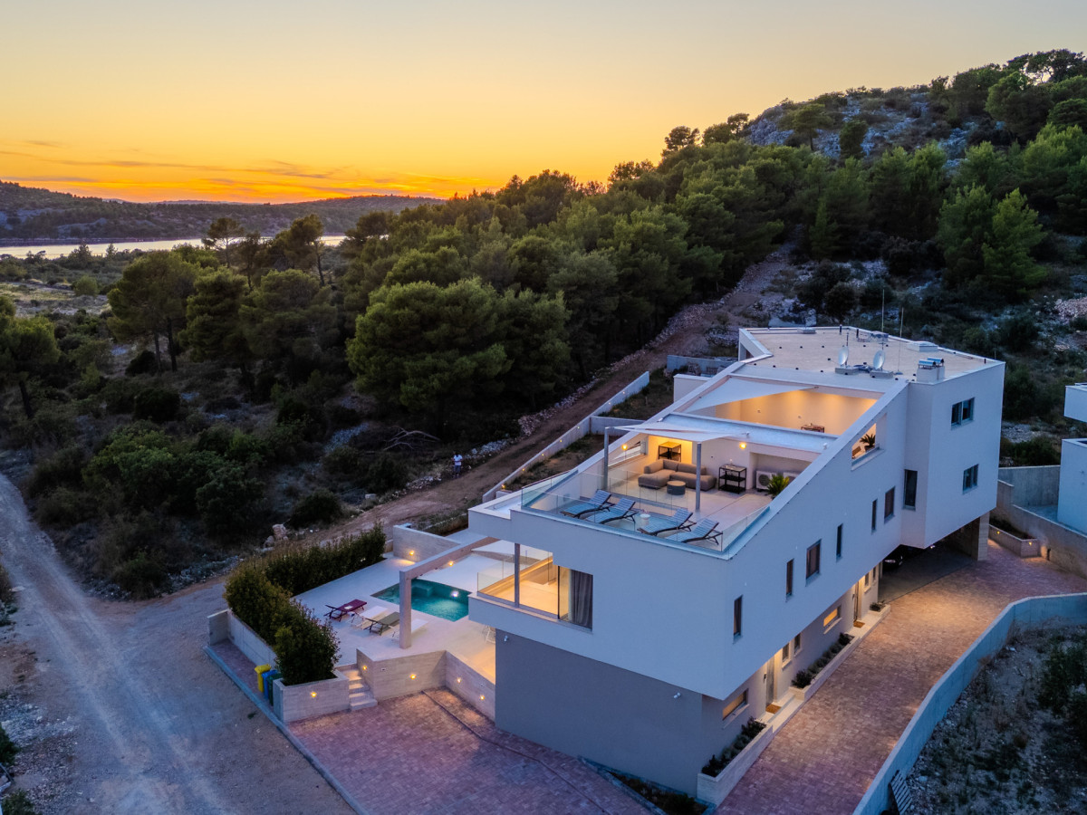 Villa Axia & Nexia