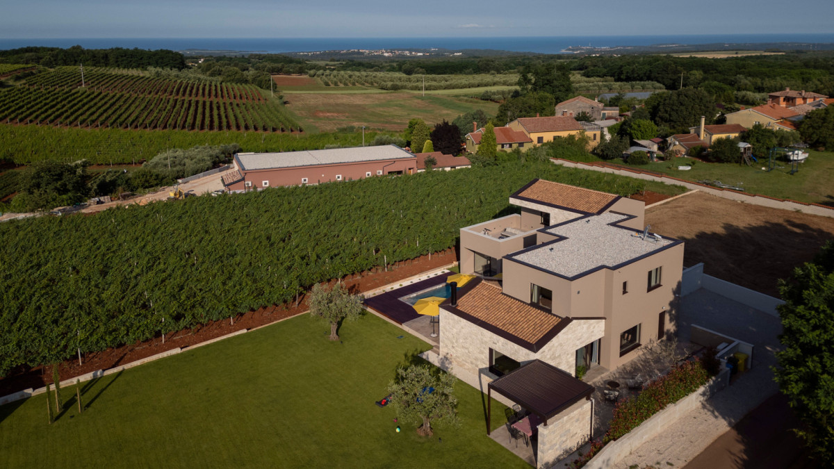 Villa Deneb