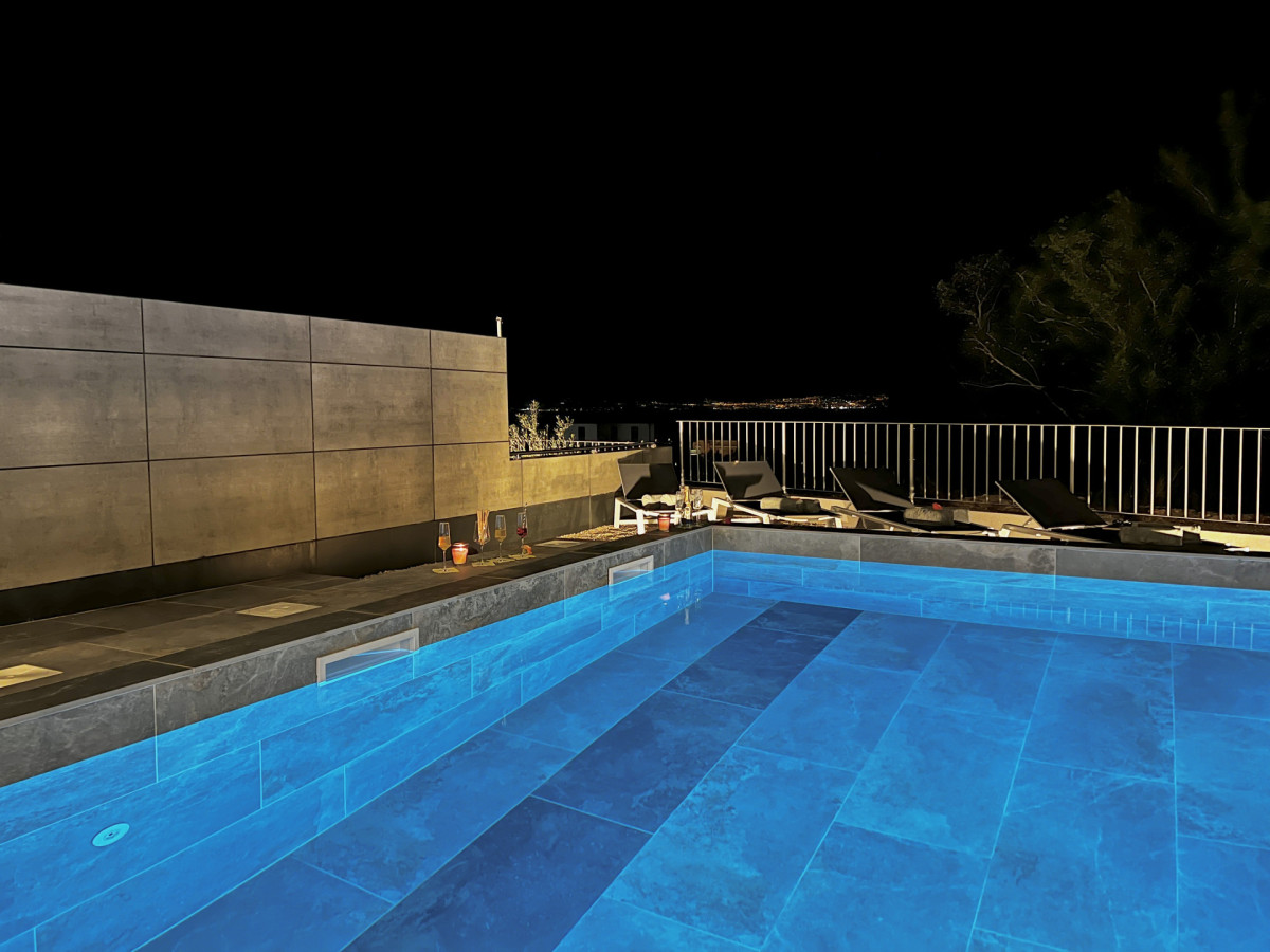 Paradiso a bordo piscina a Villa Signature Krk!