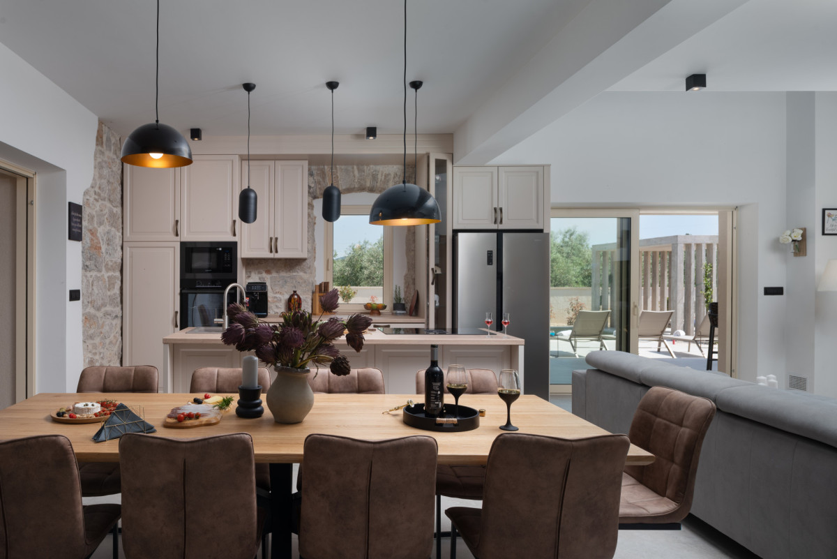 Villa Utopia's dining and kitchen area