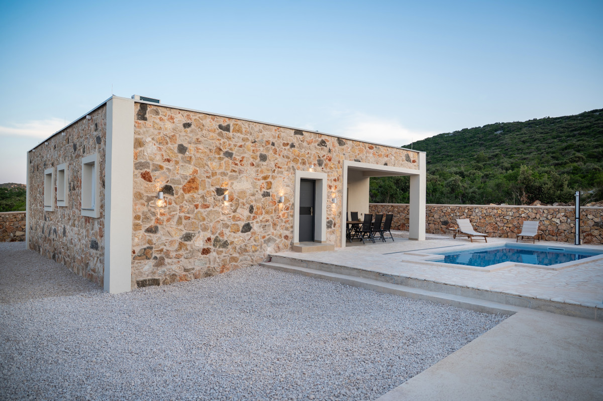 Villa Lapidea