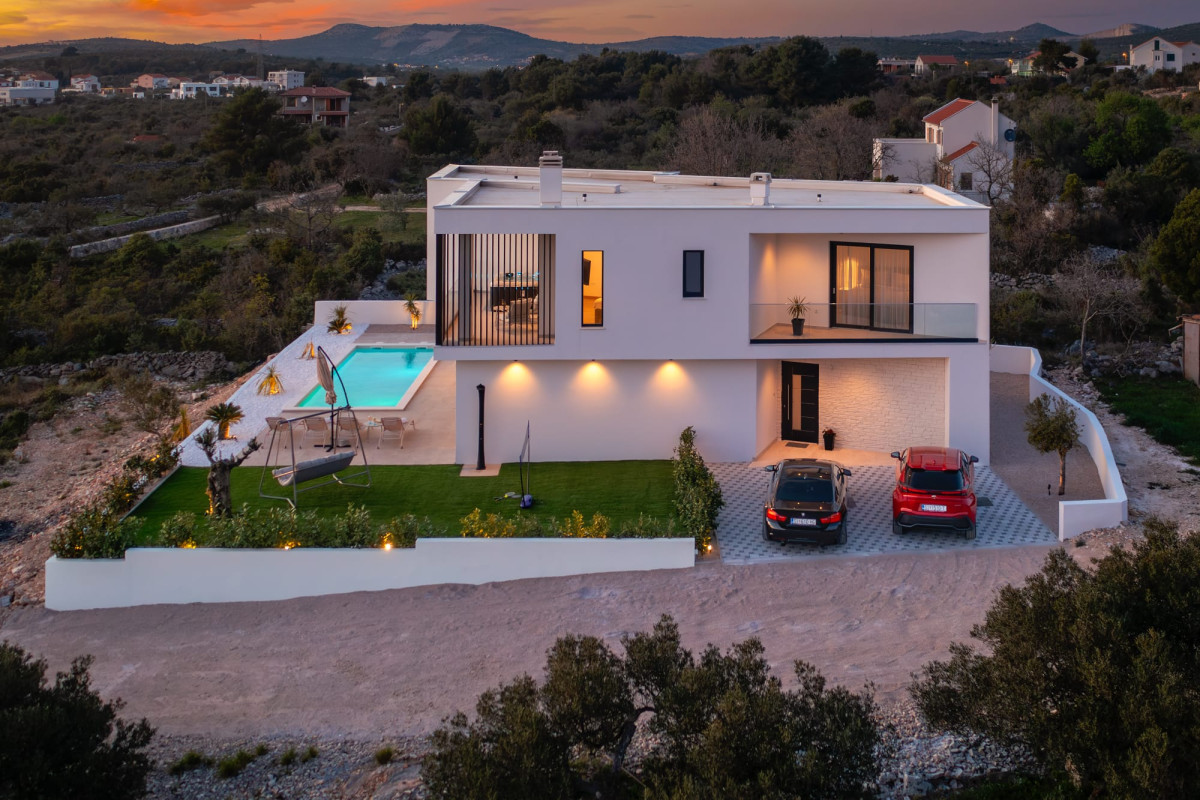 Villa One Love