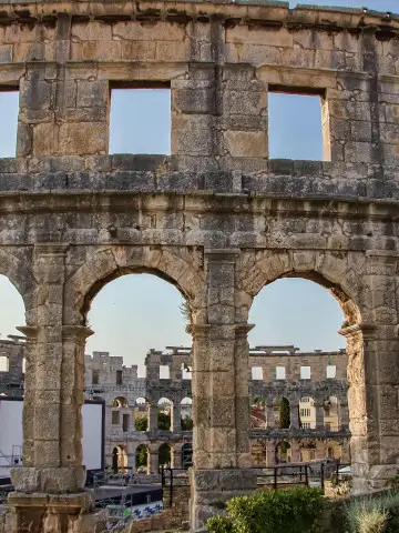 Villas in Pula
