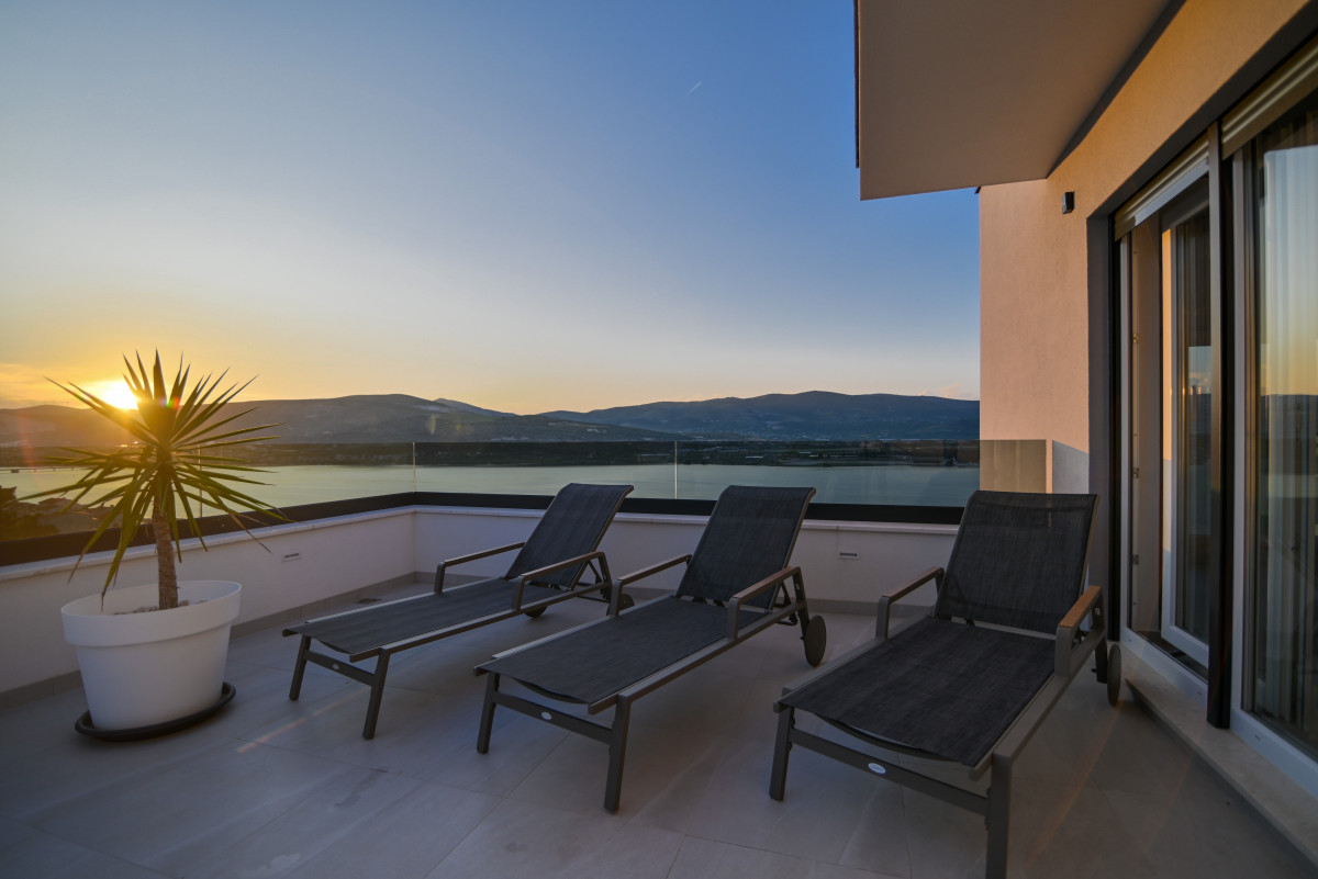 Villa Sun Stone