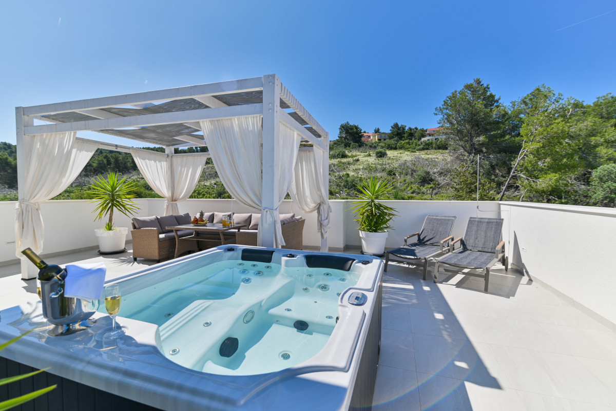 Villa Sun Stone